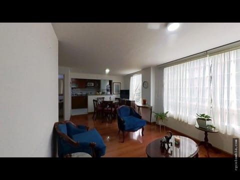 Se vende apartamento Duplex en Portales del Norte