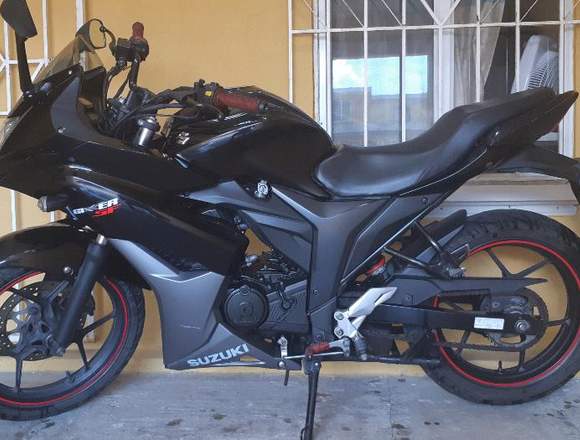 Ganga gixxer SF 2017 en Ciudad de Guatemala (Municipio)