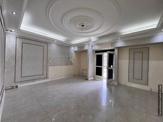 Se Renta Local De 268m2 Sobre la Quinta