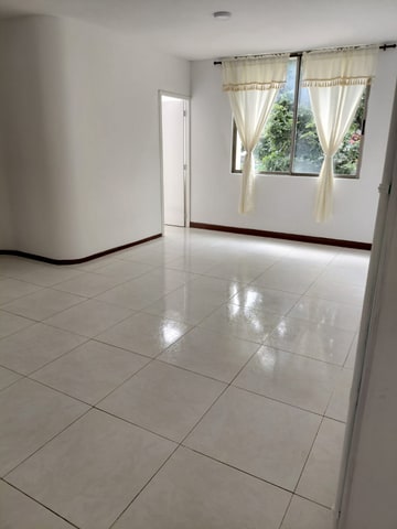 Se Vende Edificio Sobre La Calle Quinta - San Fernando en Leticia (Municipio)