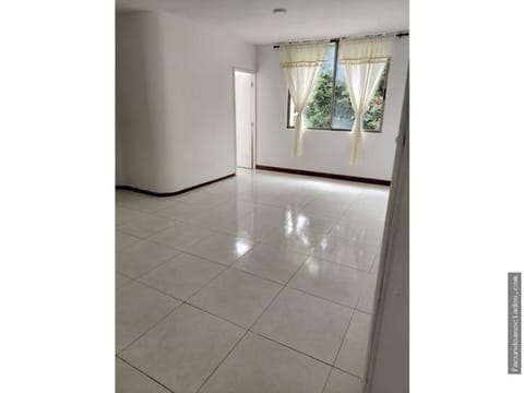 Se Vende Edificio Sobre La Calle Quinta - San Fernando