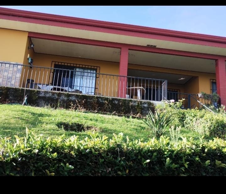 Se vende bonita quinta en buena condiciones