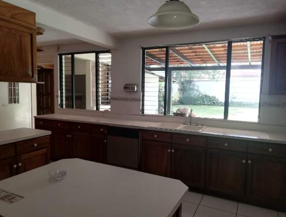Casa en venta en Condominio La Montaña, Zona 16 en Ciudad de Guatemala (Municipio)