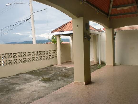VENTA DE CASA BRISAS DEL GOLF en Panamá (Distrito)
