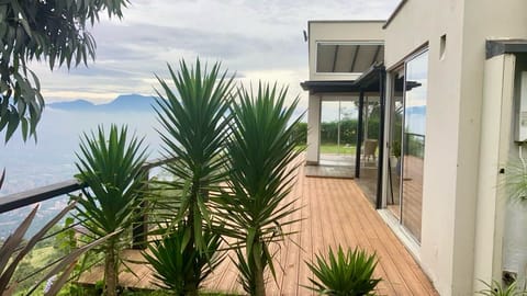 CASA EN VENTA. PARCELACIÓN. SECTOR ALTO DE PALMAS en Envigado (Municipio)