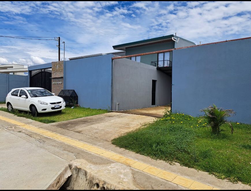 Se vende lote con Apartamento, San Pablo, Heredia