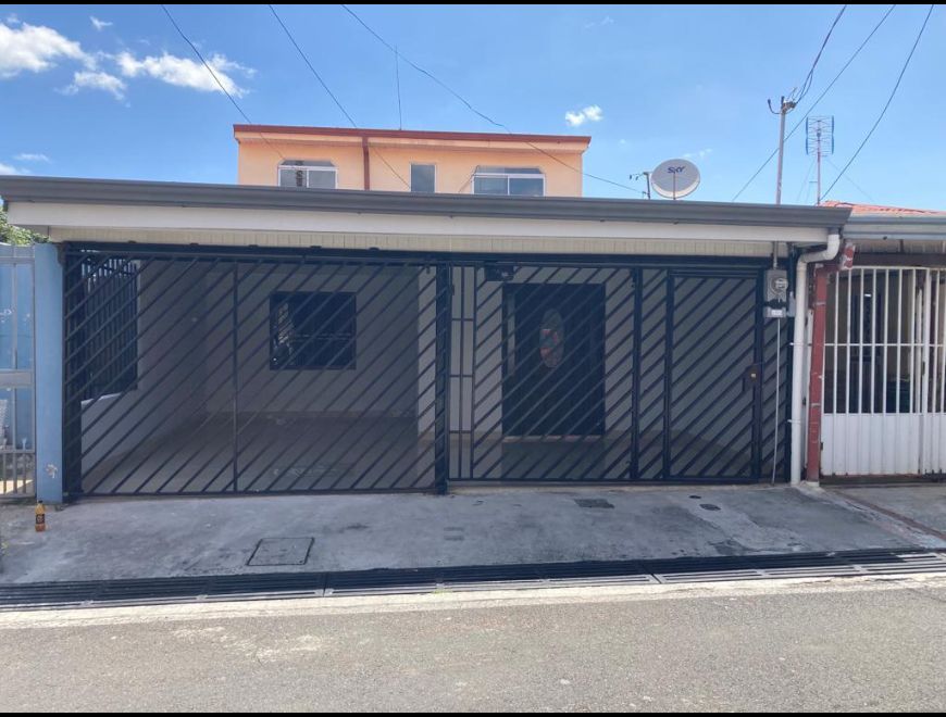 Se vende Cuatro Reinas de Tibás San José