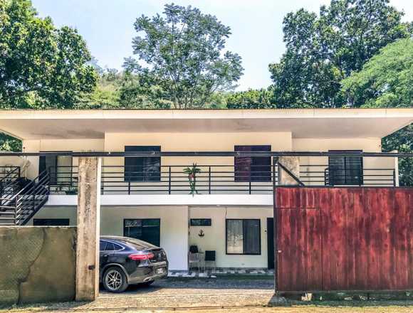 Propiedad casa y 2 apartamentos Jacó, Puntarenas en Heredia (Cantón)
