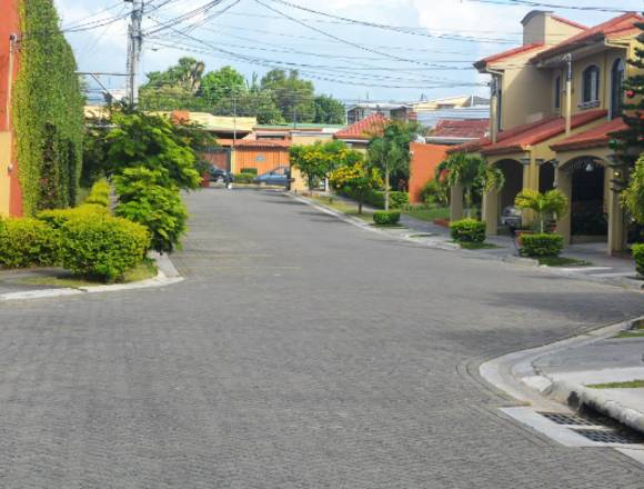 Casa condominio Guaria Morada San Pablo de Heredia