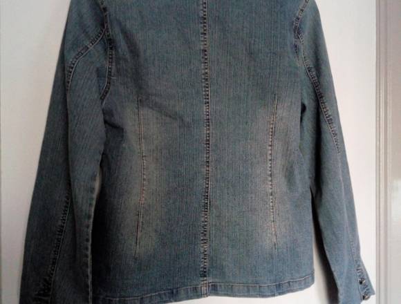 Chaqueta de jeans, talla S en Santiago (Comuna)