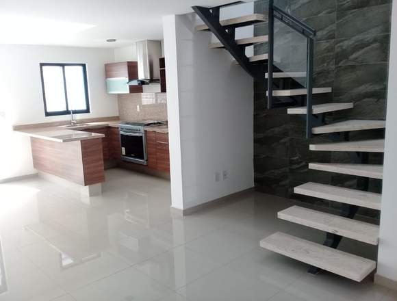 SE VENDE CASA NUEVA Y BONITA
