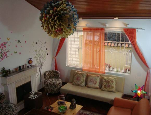Arriendo pequeña habitacion. en Bogotá, D.C. (Municipio)