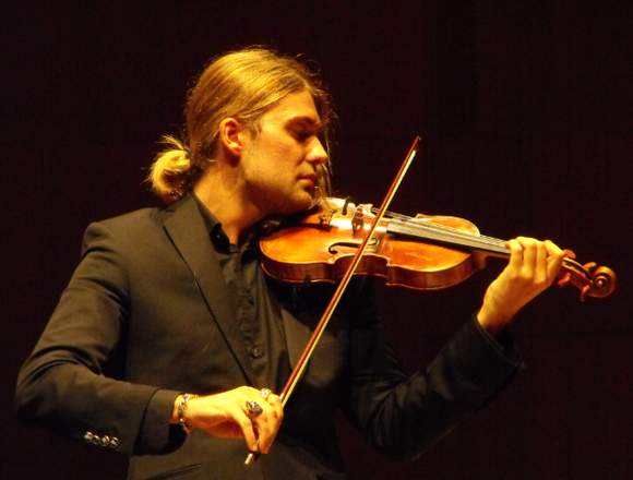 NECESITO VIOLINISTA PARA PROYECTO en Libertador (Municipio)