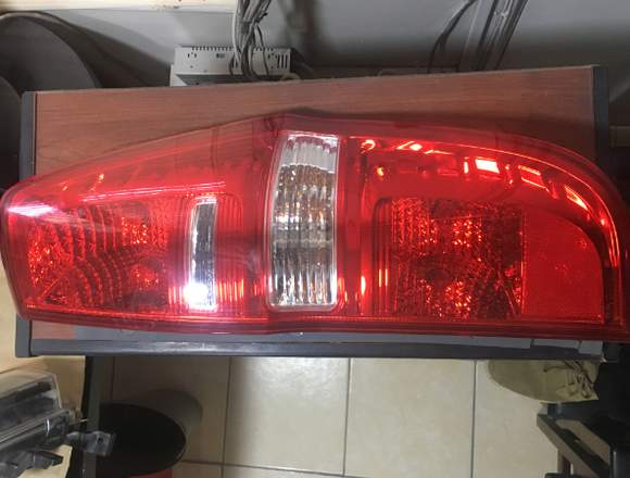 Foco trasero derecho hyundai H1 original en Alto Bío Bío (Comuna)