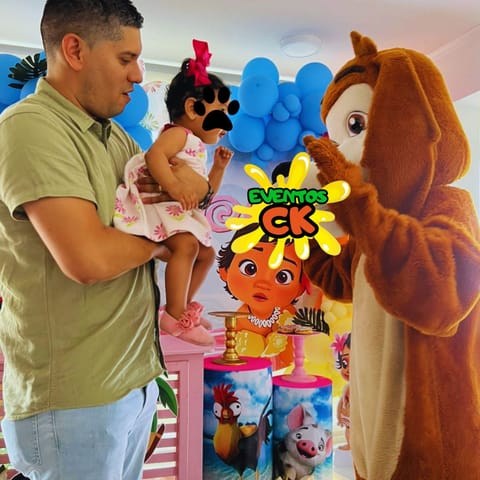 Alquiler de disfraz de perro choco para eventos infantiles