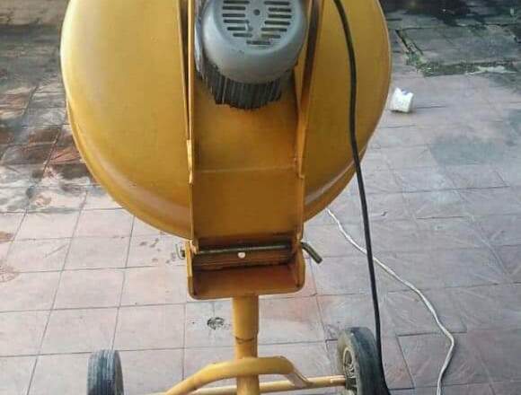 VENDO TROMPO MEZCLADOR ELÉCTRICO 110 V en Cedeño (Municipio)