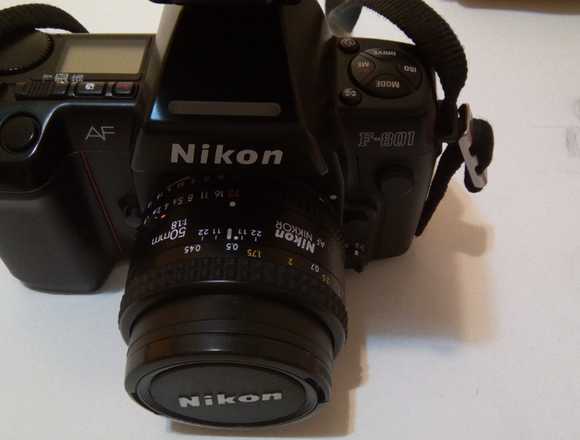 NIKON F-801 CON OBJETIVO Y FLASH.