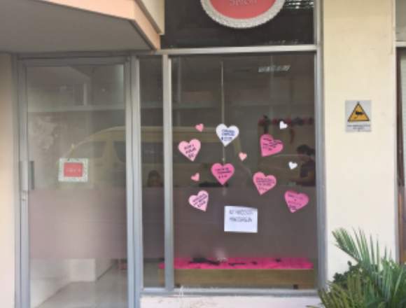 Se necesita manicurista o estilista en San Francisco (Distrito)
