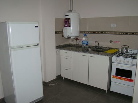 Alquilo Monoambiente Amoblado en Paraná