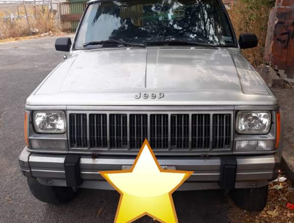 Vendo jeep cherokee 1997 en Libertador (Municipio)