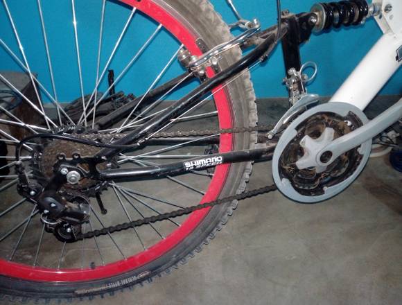 Bicicleta goliat doble suspension en Villa María del Triunfo (Lima 35) (Distrito)
