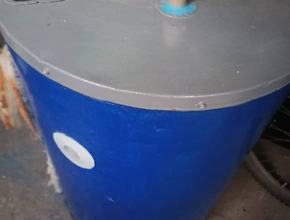 Se vende tanque para calentar agua en Tibás (Cantón)