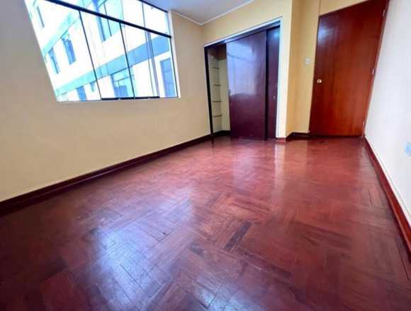 Alquiler OFICINA O CONSULTORIO VISTA en Santiago de Surco (Lima 33) (Distrito)