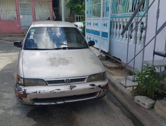 Vendo toyota corolla en Santo Domingo de Guzmán (Municipio)