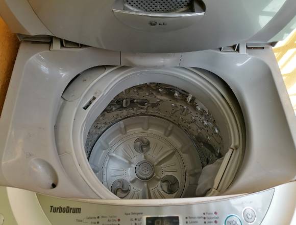 VENTA DE LAVADORA LG 7.5 KGS CARGA SUPERIOR en Ñuñoa (Comuna)