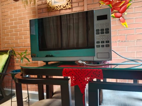 Horno Micro ondas Kalley en Santiago de Cali (Municipio)