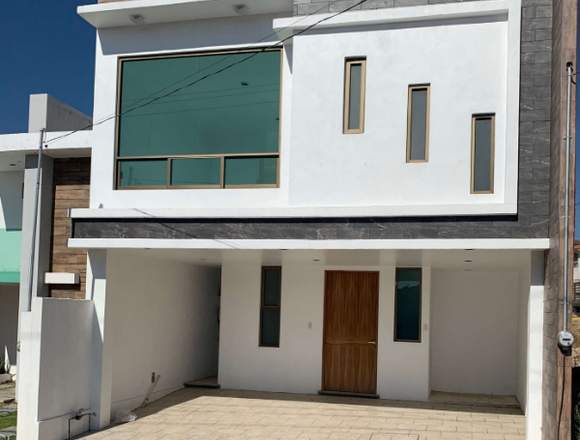 HERMOSA CASA RESIDENCIAL EN VENTA en Mineral de la Reforma (Municipio)