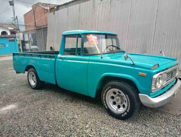 Hermosa camioneta de coleccion en Cuenca (Cantón)