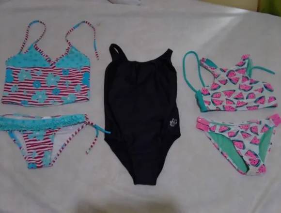 Traje de baño para niña talla 12 en Plaza (Municipio)