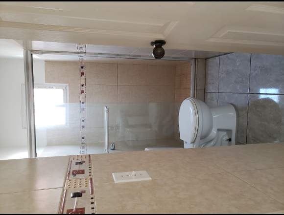 Se alquila cómodo y amplio cuarto $90 por mes en Arraiján (Distrito)