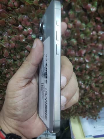 Vendo iPhone 15 pro 256gb en Luque (Distrito)
