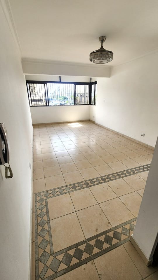 ALQUILO APARTAMENTO EN NACO EDIFICIO CLASICO en Santo Domingo de Guzmán (Municipio)