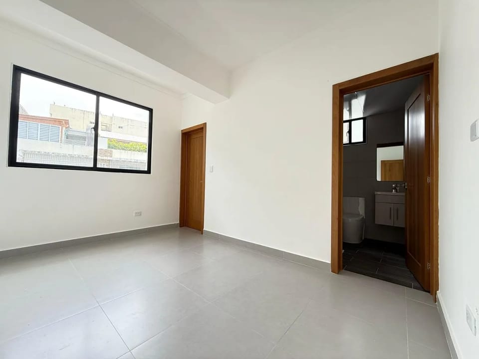 ALQUILO APARTAMENTO NUEVO EN MIRADOR NORTE en Santo Domingo Este (Municipio)