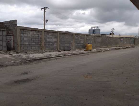 ALQUILO TERRENO EN LA AUTOPISTA DUARTE KM 13 en Santo Domingo Norte (Municipio)