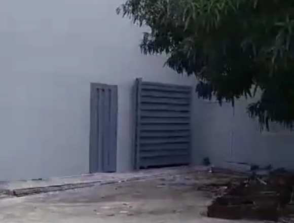 VENDO NAVE INDUSTRIAL ENSANCHE OZAMA en Santo Domingo Este (Municipio)