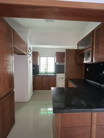ALQUILO APARTAMENTO EN MIRADOR SUR 2 NIVEL en Santo Domingo de Guzmán (Municipio)