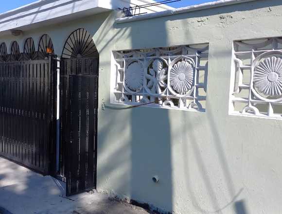 ALQUILO CASA EN CIUDAD SATELITE