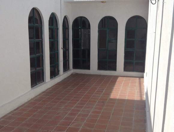 HERMOSA CASA EN VENTA EN FRACC. MODERNO
