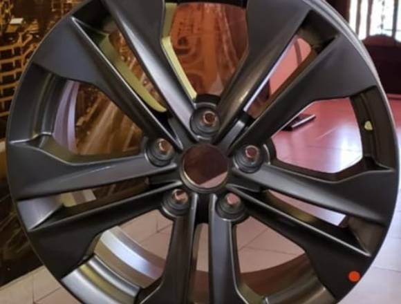 REBAJADOS!!! RIN 17 Hyundai Sante fe 2013 en Ocú (Distrito)
