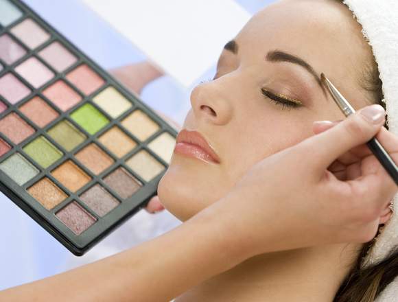 Cursos y Servicio Maquillaje con Emy More Makeup en Alto Bío Bío (Comuna)