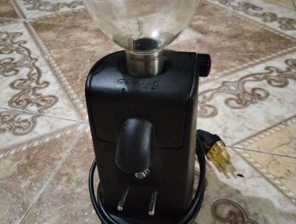 VENDO MOLINILLO PARA MOLER CAFE en Santiago de Cali (Municipio)