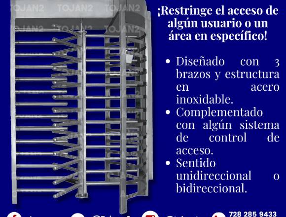 PUERTA GIRATORIA SENCILLA