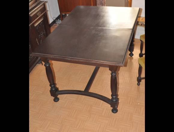 Mobília de Casa de Jantar em Évora (Concelho)