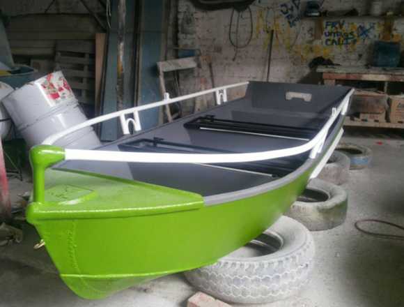 Bote verde en fibra de vidrio. Cotiza. en Medellín (Municipio)