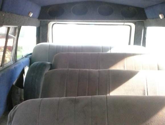 SE VENDE O SE CAMBIA CAMIONETA DODGE RAM VAN. en Libertador (Municipio)
