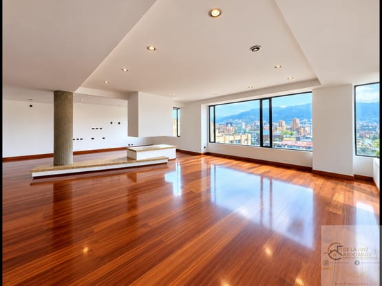 SE VENDE APARTAMENTO DUPLEX EN SANTA BARBARA, BOGOTA